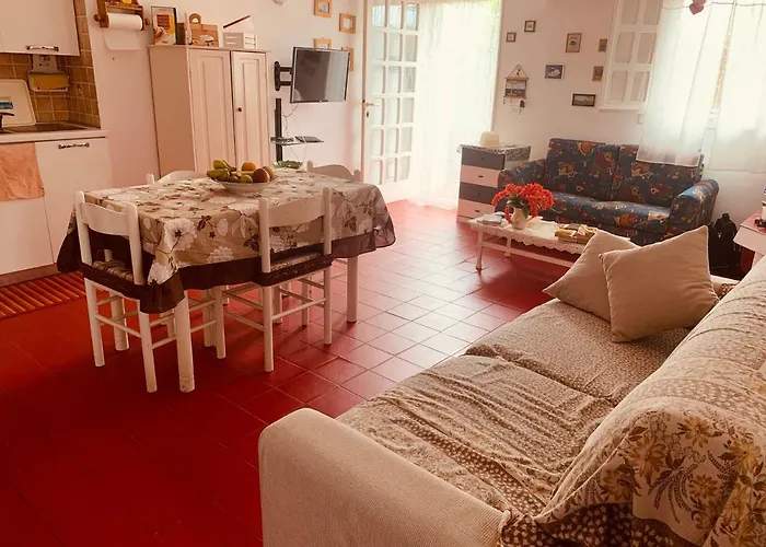 Casa Susy Bouganville 400 Mt Dal Mare